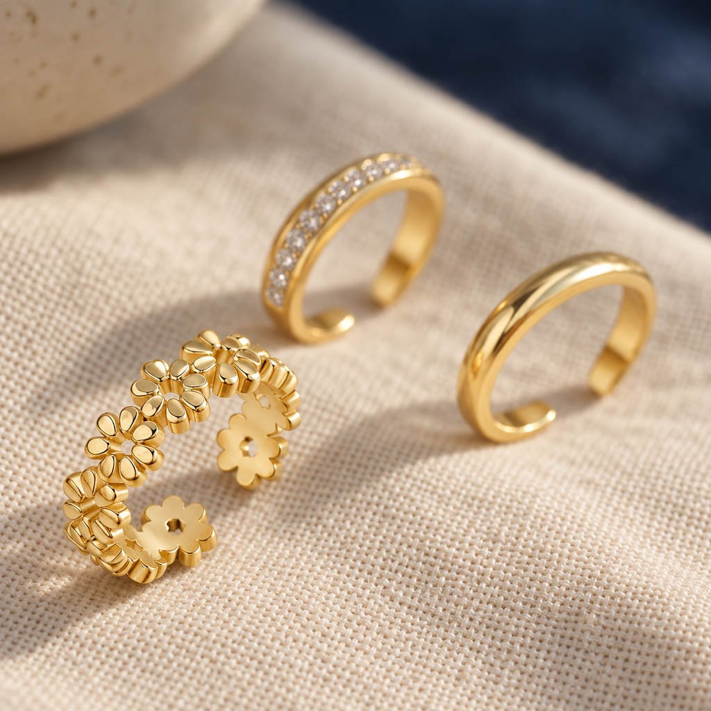 Macro detail of the daisy-chain toe ring